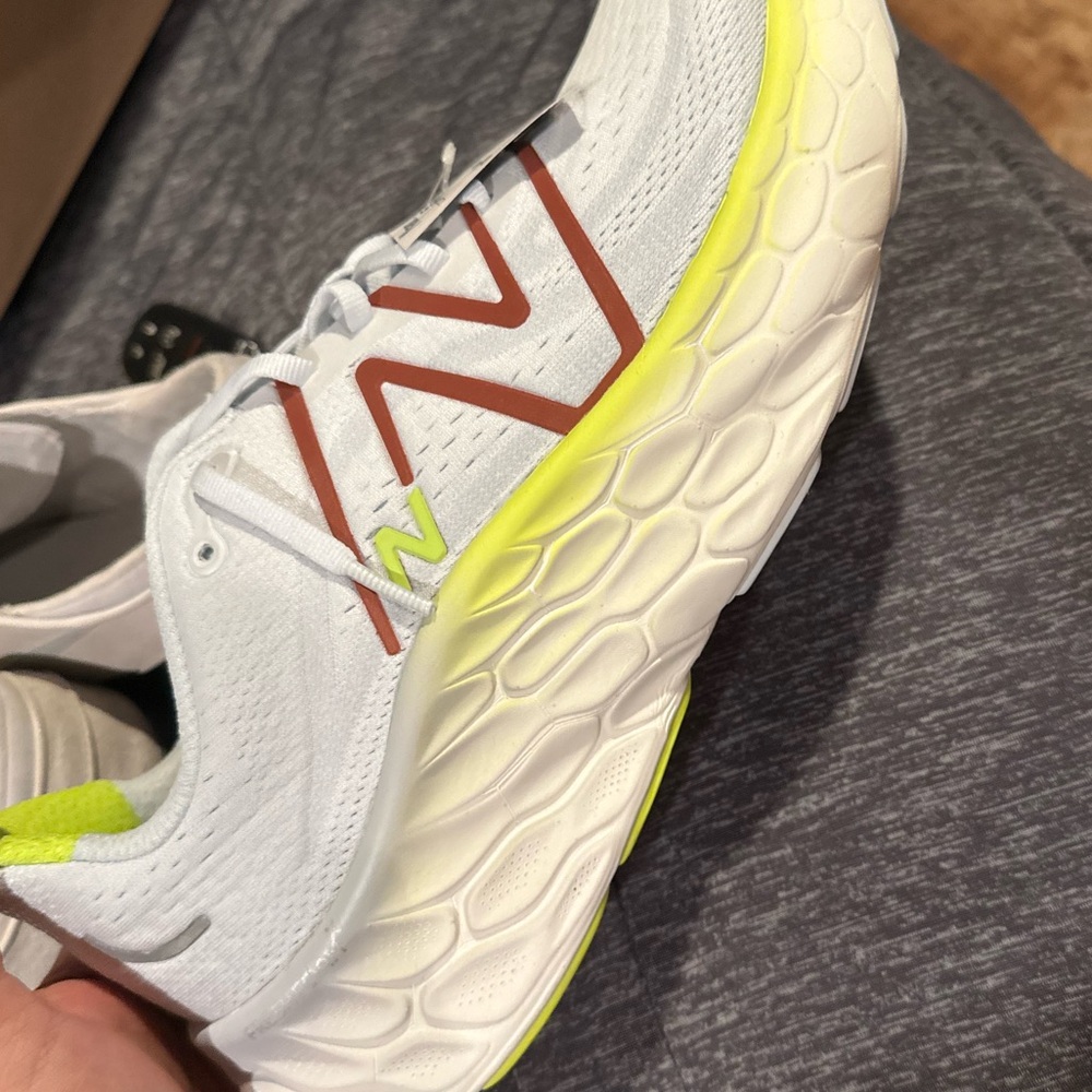 brand new Fresh Foam X More v4 new balance running shoes